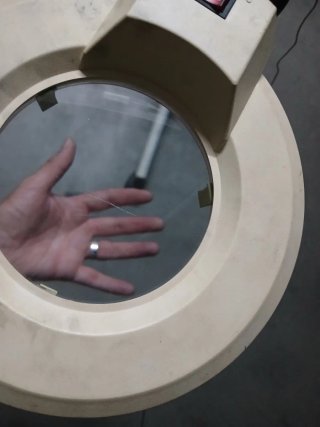 Lámpara LED con lupa