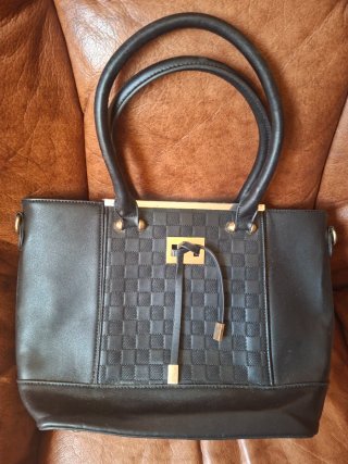 Bolso de hombro negro