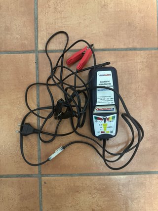 OptiMate 4 Cargador Baterías Inteligente