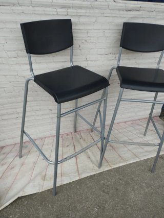 Taburetes Altos Ikea Negros