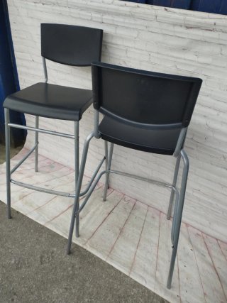 Taburetes Altos Ikea Negros