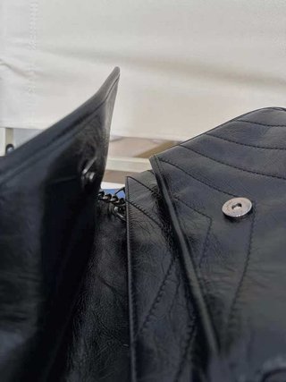 Bolso YSL Niki mediano negro(casi nuevo 9,9/10)