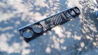 REJILLA CALANDRA DELANTERA FIAT 131 SEAT 131
