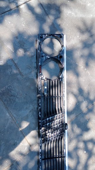 REJILLA CALANDRA DELANTERA FIAT 131 SEAT 131