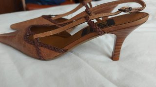Zapatos de tacón beige talla 38