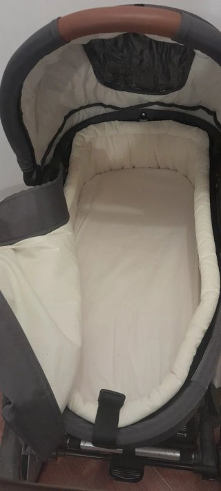 Silla de paseo Mutsy Evo y capazo. Grupo cero Cibe