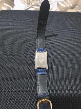 Orologio Gucci Rettangolare Blu e Argento