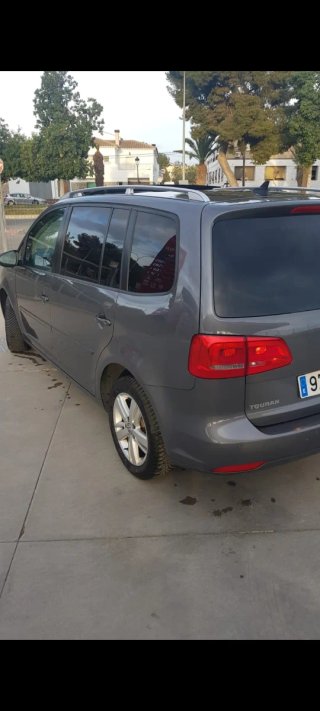 Volkswagen Touran 2012