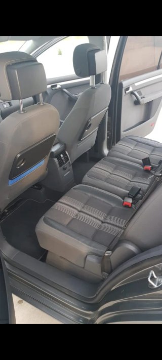 Volkswagen Touran 2012