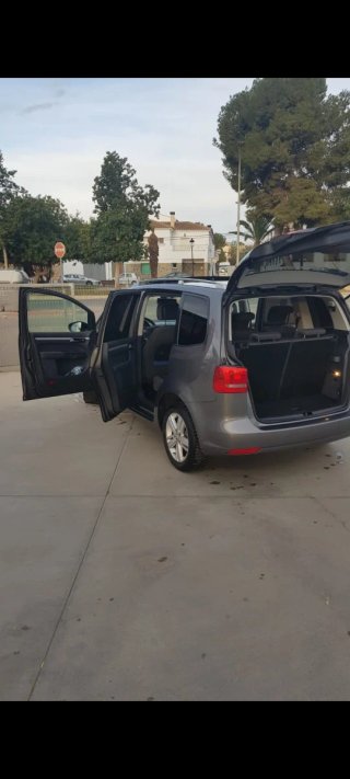 Volkswagen Touran 2012