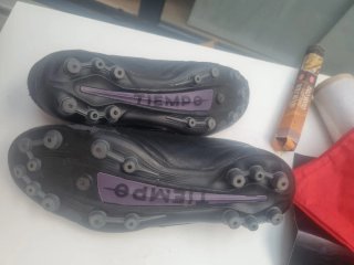 Botas de fútbol Nike Tiempo Negras
