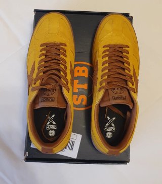 Zapatillas Munich Marrones y Amarillas