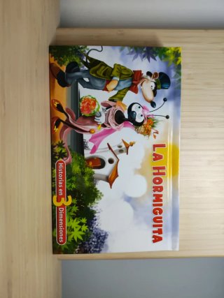 Lote de 4 libros "Historias en 3 Dimensiones"