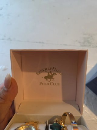 Conjunto Reloj y Pulsera Beverly Hills Polo Club