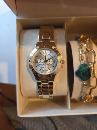 Conjunto Reloj y Pulsera Beverly Hills Polo Club
