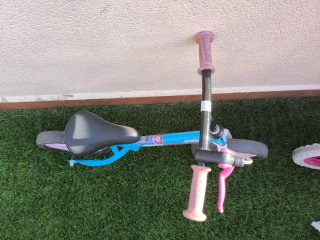 Bicicleta de equilibrio B'TWIN azul con freno