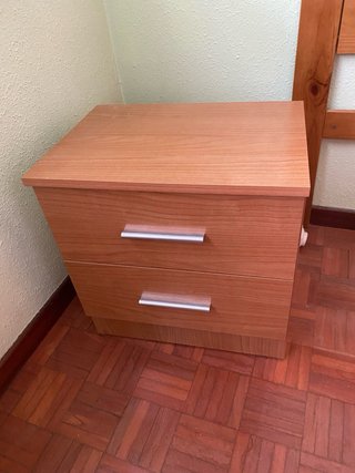 Habitación juvenil madera marrón