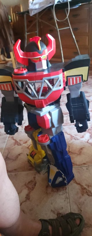 Figura Megazord Power Ranger