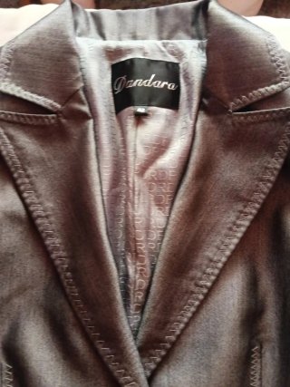 Traje de chaqueta y pantalón gris T.42