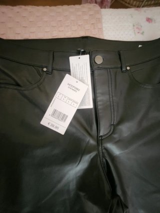 Pantalón negro Mango Talla M