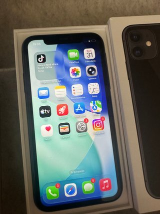iPhone 11 64GB Nero