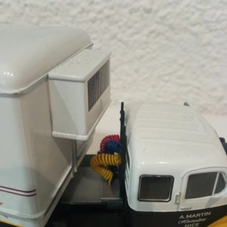 Camión escala 1/43 Berliet TL R 10M