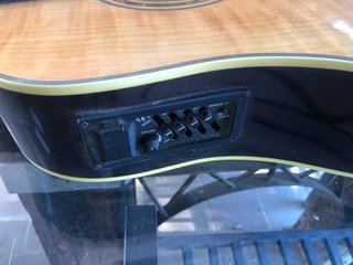 Bajo acústico Stagg