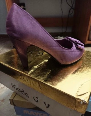 Zapatos de tacón morados talla 35