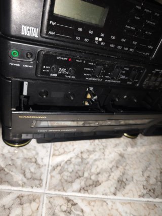 Radio Samsung Digital CD Cassette