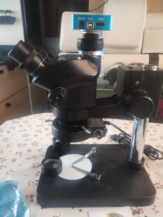 Microscopio Profesional con Cámara Digital eakins