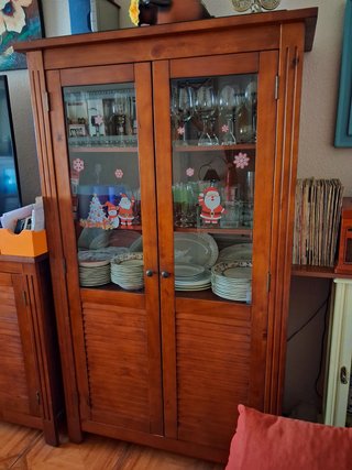 Vitrina de madera de pino de 112x45x188(cm)