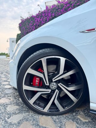 Volkswagen Golf VII Gti Performance