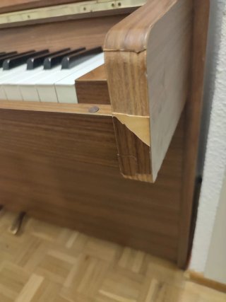 Piano vertical Yamaha LU-101