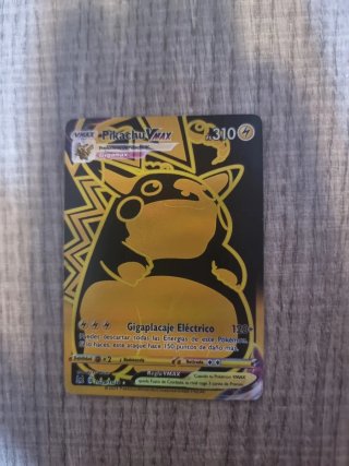 Carta Pokémon Pikachu VMAX Gigamax