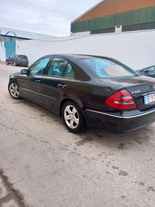 Mercedes-Benz Clase E 2004