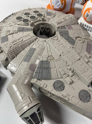 Lote Star Wars: Millennium Falcon, BB-8, Ahsoka