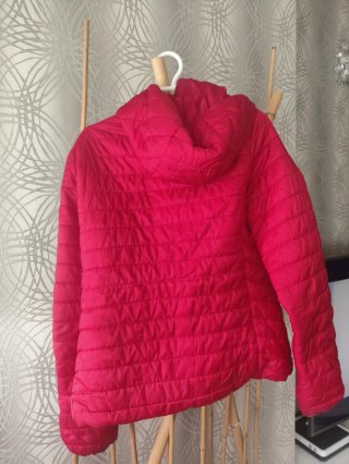Chaqueta acolchada roja talla M