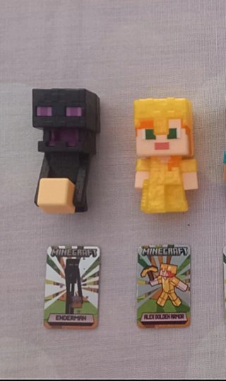Figuras Minecraft Enderman y Alex 1.50 € / U