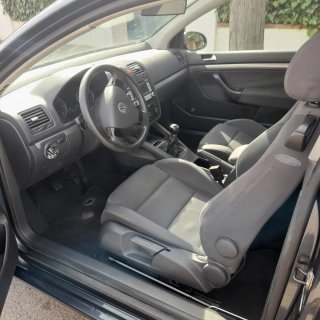 Volkswagen Golf 2005