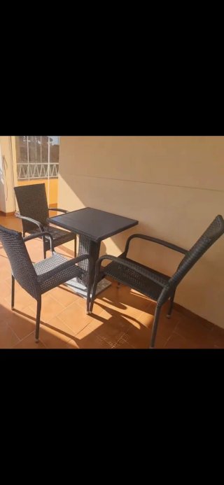Conjunto Muebles Terraza Mesa y Sillas