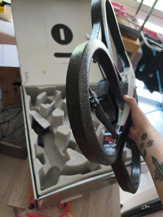 Dron Parrot AR.Drone 2.0