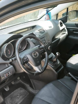 Mazda 5 2011