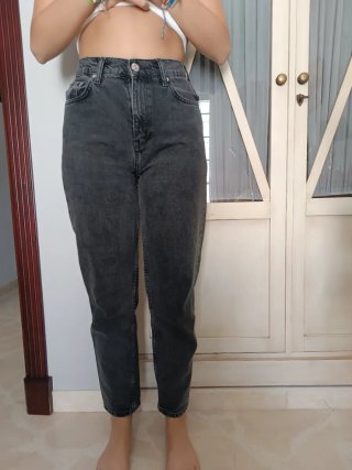 Vaqueros Jeans Mom Mango gris lavado talla 36