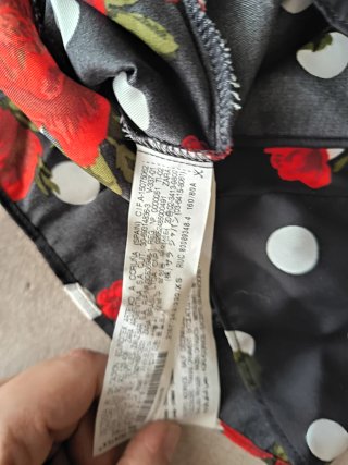 Camisa Zara Talla XS Estampada Flores y Puntos