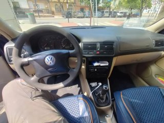 Volkswagen Golf 2003
