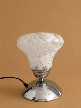 Candeeiro de mesa vidro e metal