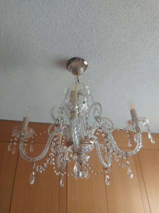 Lámpara araña cristal roca y metal