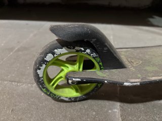 Patinete infantil verde