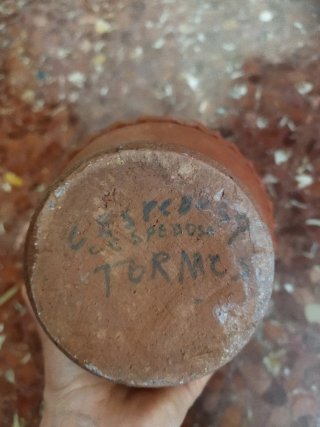 Botijo artesanal de barro