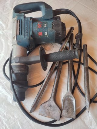 Martillo Percutor Bosch + Cinceles